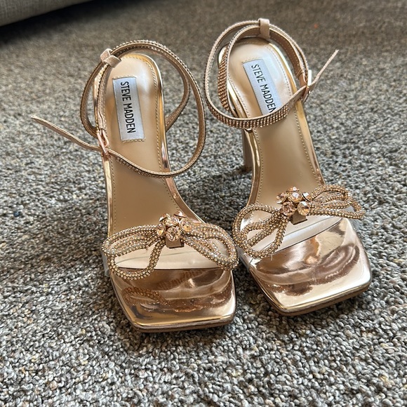 Steve madden heel - Picture 2 of 4